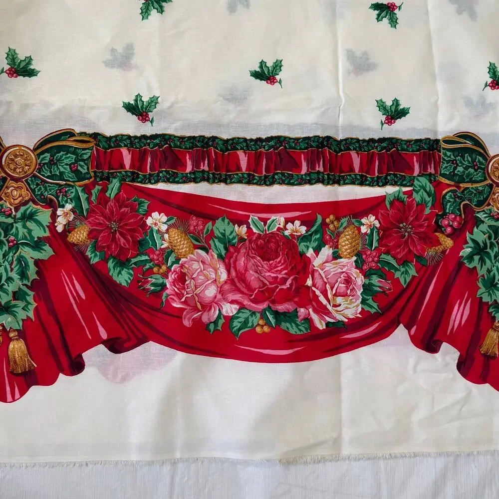 Hallmark Wamsutta Cut to Length Poinsettia Christmas Tablecloth 4 yard 72